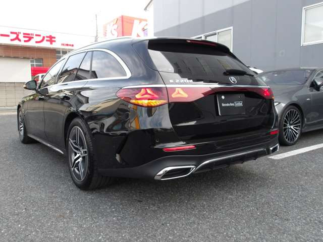 EクラスワゴンE220d アバンギャルド AMGラインパッケージ (ISG)