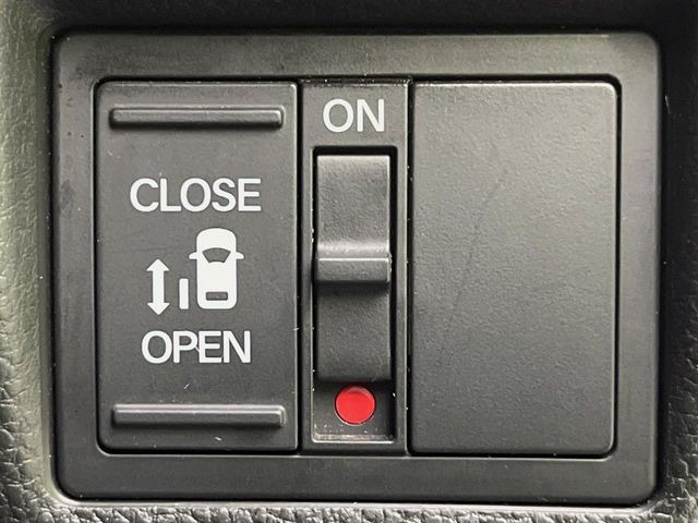 �y�p���[�X���C�h�h�A�z�X�}�[�g�L�[��^�]�Ȃ̃X�C�b�`�ŃX���C�h�h�A�̊J���\���d��������͂����ăh�A���J����K�v�������A���������q�l�ł��A�d���ו��������Ă��鎞�����N�ɊJ���߂ł��܂���