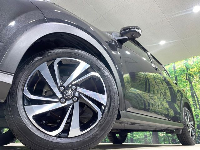 �y����17�C���`�A���~�z�C�[���z�O�ςɃ}�b�`���������A���~�z�C�[���𑕒����Ă���܂��B�e��ЊO�A���~�z�C�[����A�X�^�b�h���X�^�C�����戵�����Ă���܂��B���񂲑��k����������