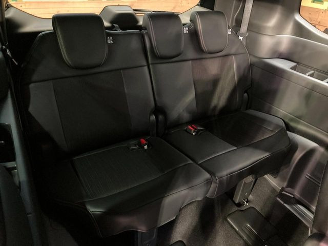 3��ڃV�[�g�͂�������ԗǍD����l�ł��������ƍ����Ē����܂��̂ŁA��l���ł̂��o���������N���N�ł��􂲉Ƒ��ŁA�C�̒m�ꂽ���ԂŁA�h���C�u�ɍs���̂��y���݂ł��ˁ�