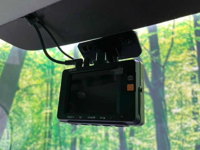 �y�h���C�u���R�[�_�[�z�h���C�u���R�[�_�[����!���s���͂������A������^�]�⎖�̂ɑ��������ہA�f���ŋL�^���A����̃��X�N�ɔ����܂��B���L�^�pSD�J�[�h�͂��q�l�����g�ł��������������K�v������܂��B