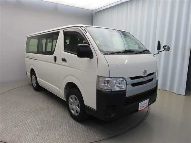 ハイエースバン2.8 DX ロング ディーゼル 4WD