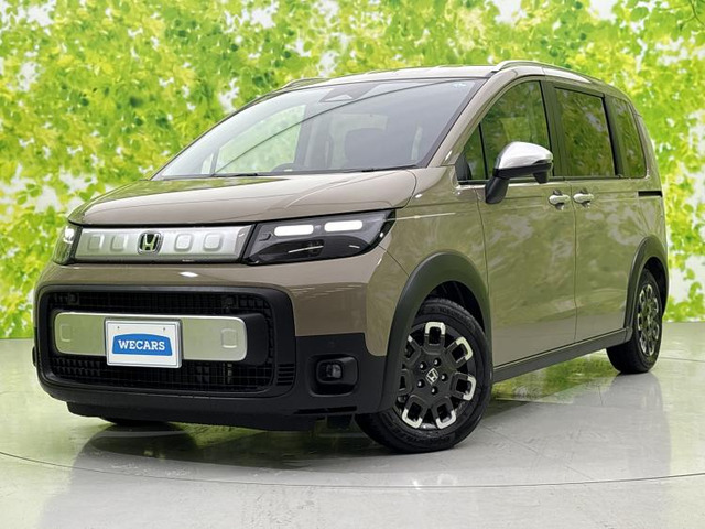 フリード1.5 ハイブリッド クロスター