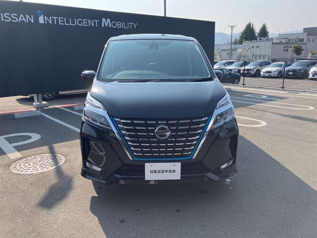 セレナ1.2 e-POWER ハイウェイスターV