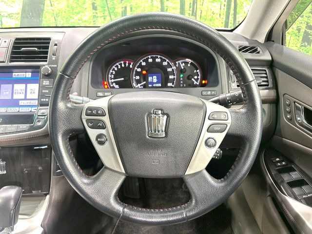 �y�����v�����X�e�A�����O�z�㎿�Ȋv���g�p���邱�ƂŁA��ɂ����������݂ƂĂ��^�]���₷���n���h���ł���