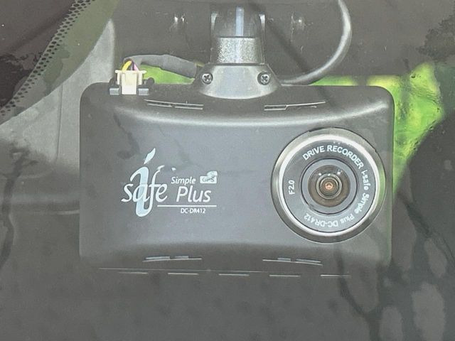 �y�h���C�u���R�[�_�[�z�h���C�u���R�[�_�[����!���s���͂������A������^�]�⎖�̂ɑ��������ہA�f���ŋL�^���A����̃��X�N�ɔ����܂��B���L�^�pSD�J�[�h�͂��q�l�����g�ł��������������K�v������܂��B