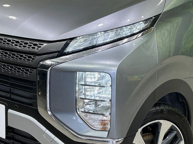 �yLED�w�b�h���C�g�z���V����ԑ��s�����ǍD�Ȏ��E���m�ۂ����S���ĉ^�]�ł��鍂�P�xLED�w�b�h���C�g�𑕔�!�_�����x�������A����d�͂��}�����Ă��܂��B