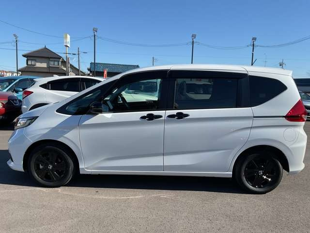 フリード1.5 ハイブリッド G