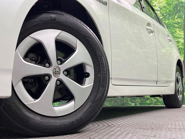 �y����15�C���`�A���~�z�C�[���z�O�ςɃ}�b�`���������A���~�z�C�[���𑕒����Ă���܂��B�e��ЊO�A���~�z�C�[����A�X�^�b�h���X�^�C�����戵�����Ă���܂��B���񂲑��k����������