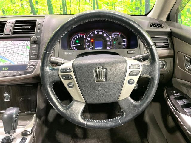 �y�����v�����X�e�A�����O�z�㎿�Ȋv���g�p���邱�ƂŁA��ɂ����������݂ƂĂ��^�]���₷���n���h���ł���