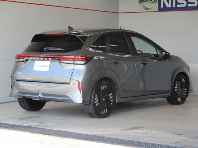 ノートオーラ1.2 G レザーエディション