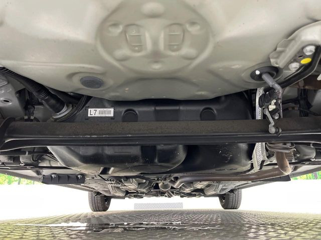 下回りがきれいなうちに、防錆加工の施工がオススメ。降雪地域はもちろん、沿岸部にお住いの方や、趣味でマリン・ウィンタースポーツをされる方にご好評いただいております。