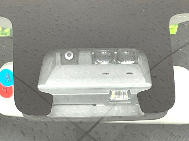 �y�X�Y�L �Z�[�t�e�B�T�|�[�g�z���s���ɑO���̎ԗ�����F�����A�Փ˂������Ȏ��͌x��ƃu���[�L�ŏՓˉ���Ɣ�Q�y�����A�V�X�g�B�����S�Ƀh���C�u�����y���݂��������܂��B