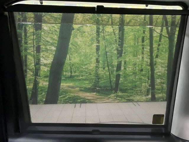 �y���[���V�F�[�h�z��������ԊO����̌���ῂ����Ƃ��ɃT�b�ƈ����o���Ďg����A���[���i�[�^�C�v�̃T���V�F�[�h�𑕔��B��Ȃɏ�������q�l���E�g�E�g�����������ȂǁA���Ђ����p����������