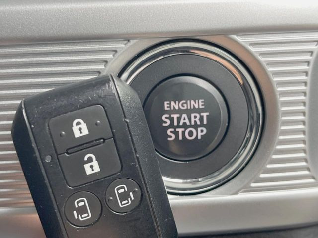 �y�L�[���X�X�^�[�g�V�X�e���z�J�o����|�P�b�g�ɓ��ꂽ�܂܂ł��h�A�̎{���E�������\�ȃX�}�[�g�L�[�𑕔��B�G���W���̃I���E�I�t�����J�M�����o���K�v����������Ƃ��Ă��֗��ł���