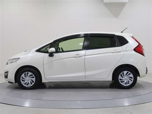 フィット1.3 13G Fパッケージ コンフォートエディション