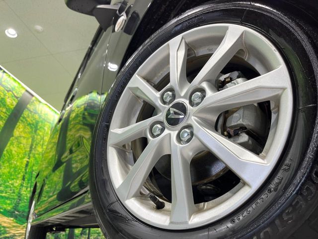 �y����14�C���`�A���~�z�C�[���z�O�ςɃ}�b�`���������A���~�z�C�[���𑕒����Ă���܂��B�e��ЊO�A���~�z�C�[����A�X�^�b�h���X�^�C�����戵�����Ă���܂��B���񂲑��k����������