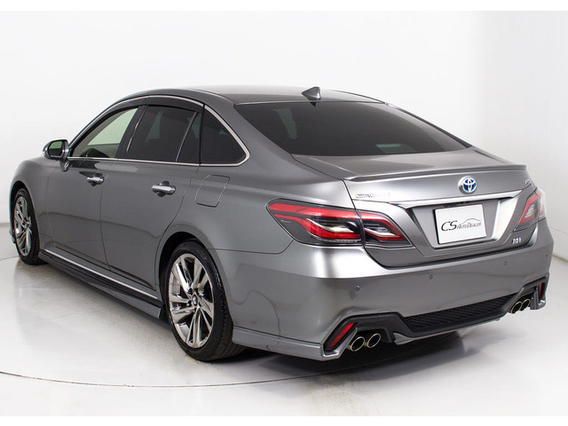 フルエアロが装着されています!お好みはいかがですか?今付いているデザイン以外にも、各ブランドのエアロを格安にてお取付け出来ます!又、エアロを外してノーマル状態にする事も出来ます!!