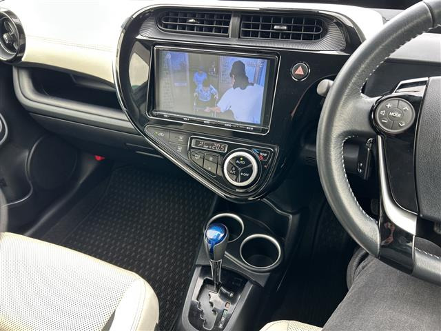 アクア1.5 クロスオーバー