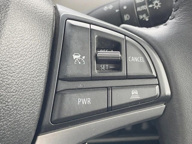 �y�N���[�Y�R���g���[���z�������H�����N���N���s�B�A�N�Z���𗣂��Ă���葬�x�ő��s���ł��A�������^�]���̕��S���y��!�����E�������ȒP�ȃX�C�b�`����Œ����ł��܂��B