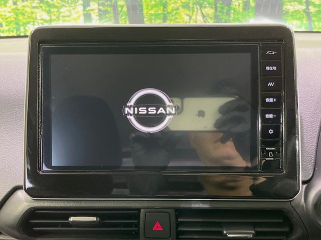 �y�����i�r�z�l�C�̏����i�r�𑕔����Ă���܂��B�i�r�̎g���₷���͂������A�I�[�f�B�I�@�\���[��!�L�����v�◷�s�͂������A�ʋ΂┃�����ȂǕ��i�̃h���C�u���y�����Ȃ�͂���