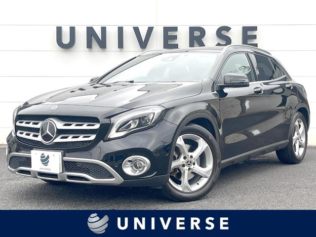 GLAクラスGLA220 4マチック 4WD