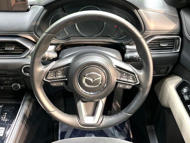 �y�����v�����X�e�A�����O�z�㎿�Ȋv���g�p���邱�ƂŁA��ɂ����������݂ƂĂ��^�]���₷���n���h���ł���