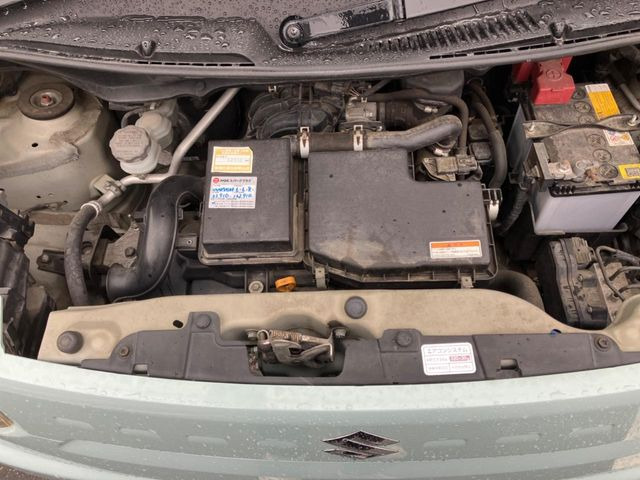 親切・丁寧な専門メカニックスタッフが応対!・車検・点検整備・事故等の修理などアフターサービスも安心。お車のカスタマイズもネクステージのサービススタッフまでご相談ください!