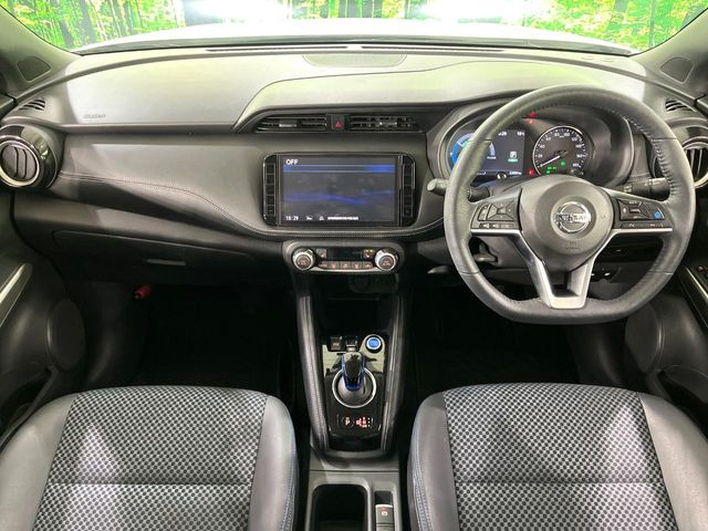 グループ総在庫数約30,000台!!全国の系列店からメーカー・車種問わずご紹介出来るので、あなたにピッタリのお車が見つかるはずです♪まずはお問い合わせ下さい☆