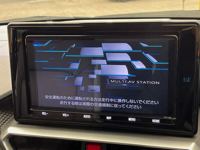 �y9�^�����i�r�z�l�C�̏����i�r�𑕔��B�I�[�f�B�I�@�\���[�����Ă���ABluetooth�ڑ�����΂������̃X�}�z��MP3�v���C���[�̉��y���Đ��\!�����̉^�]������Ɋy�����Ȃ�܂�!!