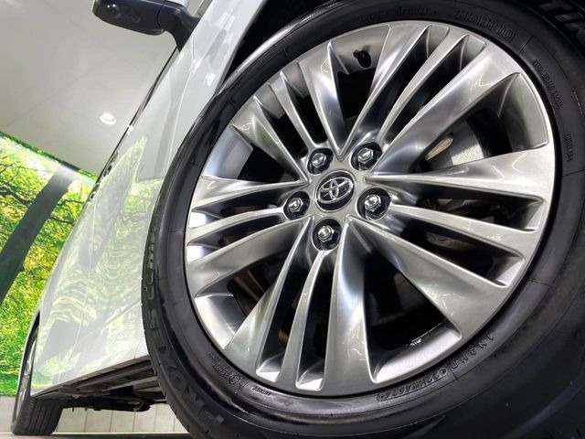 �y����18�C���`�A���~�z�C�[���z�O�ςɃ}�b�`���������A���~�z�C�[���𑕒����Ă���܂��B�e��ЊO�A���~�z�C�[����A�X�^�b�h���X�^�C�����戵�����Ă���܂��B���񂲑��k����������