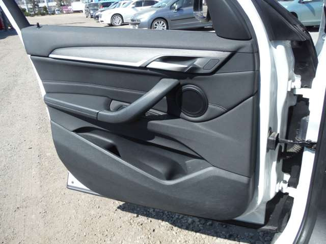 �~�n���͔��ɍL���ł��B�~�n���ł���΁A����\�ł�!