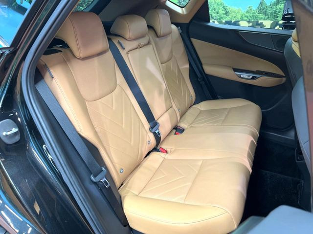 �L�X�Ƃ���2��ڃV�[�g�͋��Z���������A���S�n�����K!�F�B��Ƒ��Ƃ̂��o�����ɂ҂�����ł��B�x�r�[�V�[�g��`���C���h�V�[�g�g�p�������K�ɂ��߂�������������\���ȋ�Ԃ��m�ۂ��Ă��܂��B