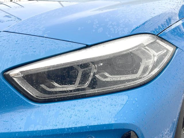 ��LED�w�b�h���C�g:��ԑ��s�����ǍD�Ȏ��E���m�ۂ����S���ĉ^�]�ł��鍂�P�xLED�w�b�h���C�g�𑕔�!�_�����x�������A����d�͂��}�����Ă��܂��B