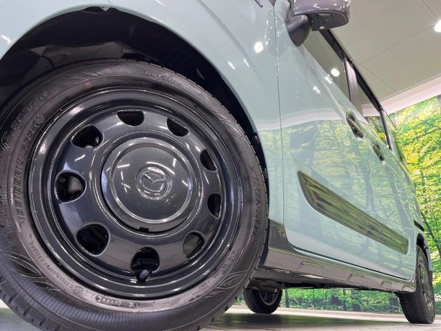 �y����14�C���`�A���~�z�C�[���z�O�ςɃ}�b�`���������A���~�z�C�[���𑕒����Ă���܂��B�e��ЊO�A���~�z�C�[����A�X�^�b�h���X�^�C�����戵�����Ă���܂��B���񂲑��k����������