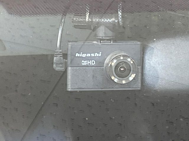 �y�h���C�u���R�[�_�[�z�h���C�u���R�[�_�[����!���s���͂������A������^�]�⎖�̂ɑ��������ہA�f���ŋL�^���A����̃��X�N�ɔ����܂��B���L�^�pSD�J�[�h�͂��q�l�����g�ł��������������K�v������܂��B