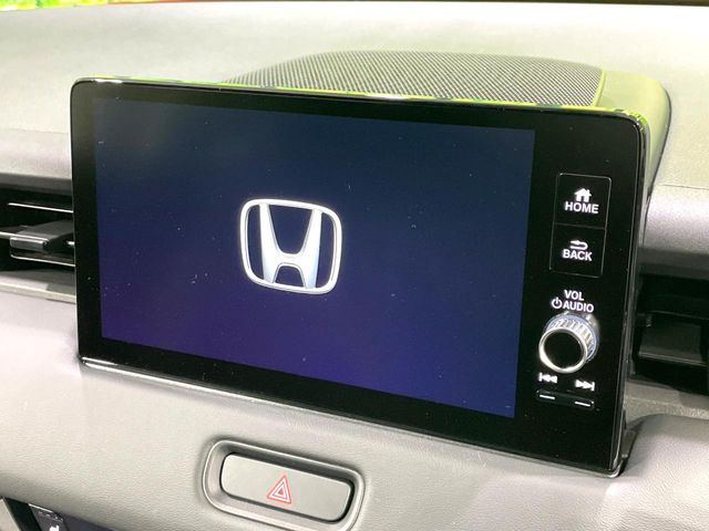 �y����9�^�i�r�z�l�C�̏����i�r�𑕔����Ă���܂��B�i�r�̎g���₷���͂������A�I�[�f�B�I�@�\���[��!�L�����v�◷�s�͂������A�ʋ΂┃�����ȂǕ��i�̃h���C�u���y�����Ȃ�͂���