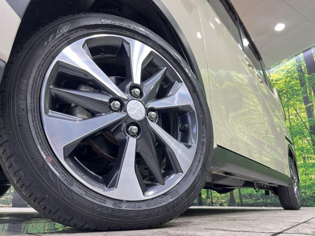 �y����15�C���`�A���~�z�C�[���z�O�ςɃ}�b�`���������A���~�z�C�[���𑕒����Ă���܂��B�e��ЊO�A���~�z�C�[����A�X�^�b�h���X�^�C�����戵�����Ă���܂��B���񂲑��k����������