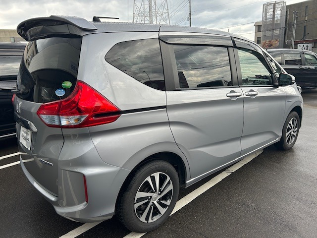 フリード1.5 ハイブリッド G ホンダセンシング 4WD