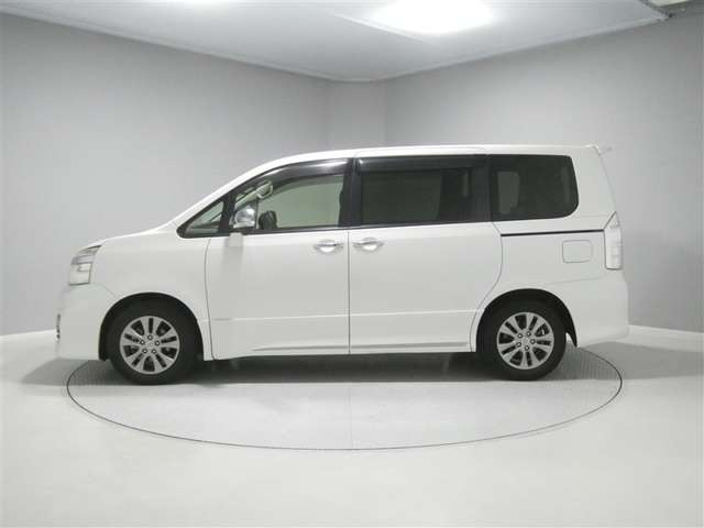 ヴォクシー2.0 ZS 煌III