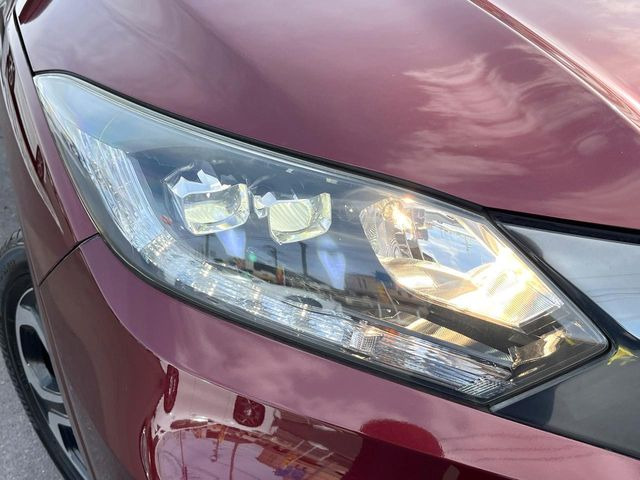 �yLED�w�b�h���C�g�z���V����ԑ��s�����ǍD�Ȏ��E���m�ۂ����S���ĉ^�]�ł��鍂�P�xLED�w�b�h���C�g�𑕔�!�_�����x�������A����d�͂��}�����Ă��܂��B