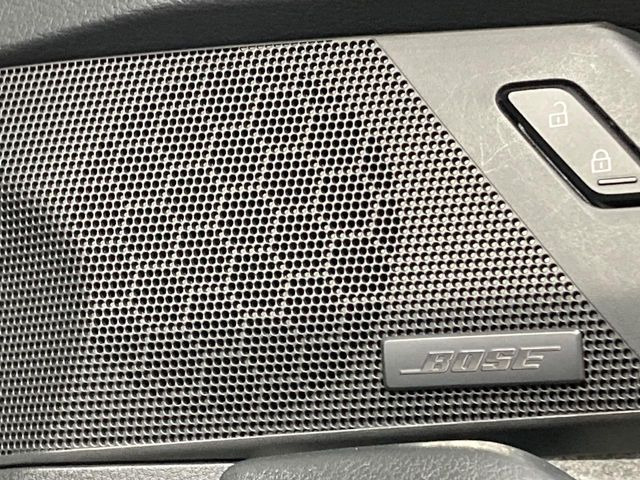 【BOSEサウンドシステム付き純正ナビ】充実のナビ機能はもちろん、高度なチューニング能力が搭載されており、高音質な音楽をお楽しみいただけます♪