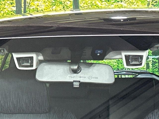 �y�A�C�T�C�g�z�O���̎ԗ��������m���A�Փ˂������Ȏ��͌x��Œ��ӂ𑣂��A�u���[�L�𓥂ޗ͂��T�|�[�g�B�u���[�L�𓥂߂Ȃ������ꍇ�͏Փ˔�Q�y���u���[�L���쓮�A�Փˉ�����T�|�[�g���܂��B