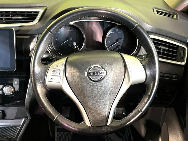 �y�����v�����X�e�A�����O�z�㎿�Ȋv���g�p���邱�ƂŁA��ɂ����������݂ƂĂ��^�]���₷���n���h���ł���