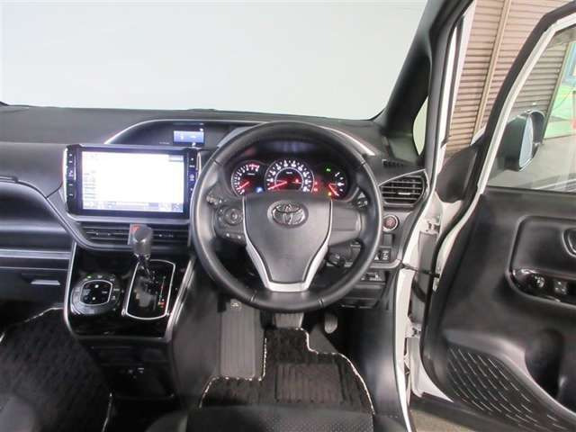 ヴォクシー2.0 ZS 煌III