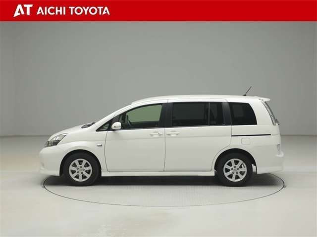 アイシス1.8 プラタナ