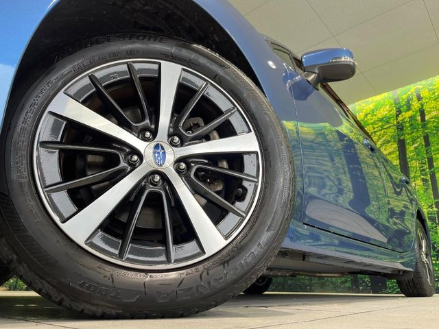 �y����16�C���`�A���~�z�C�[���z�O�ςɃ}�b�`���������A���~�z�C�[���𑕒����Ă���܂��B�e��ЊO�A���~�z�C�[����A�X�^�b�h���X�^�C�����戵�����Ă���܂��B���񂲑��k����������