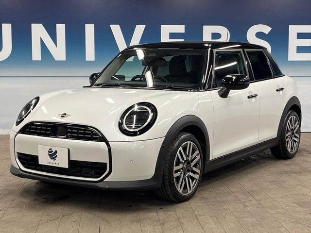 �������t�т̕ۏ؂̑��A���S�̍Œ�3�N�E���s�������ۏ�(�L��)�����p�ӁB�A���Ԃ����S���Ă��y���݂���������l�A�ۏؓ��e���[���͂������A�����_��&�I�C�������⃍�[�h�T�[�r�X���t�т��Ă���܂��B