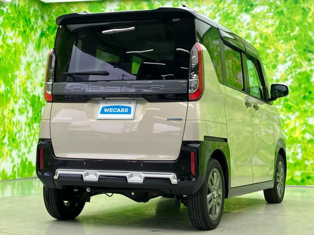 デリカミニT プレミアム 4WD