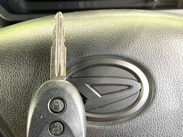 �y�L�[���X�z�������ꂽ�ꏊ����ł��{�^����Ńh�A�̊J���E�{�����ł���̂łƂ��Ă��֗�!�h�A�̌�������ɏ������邱�Ƃ�����܂����